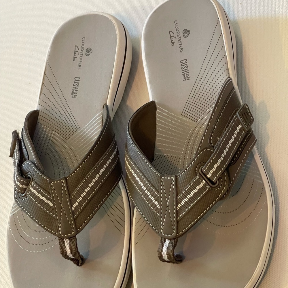 Cloud steppers by Clark’s women’s size 8 breeze sea pewter cushioned sole - Picture 2 of 6